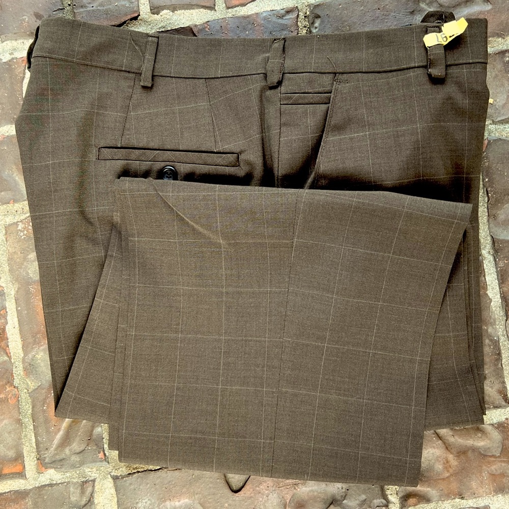 DOCKERS Premium Men Dress Pant 36/34 Dark Brown w/ Light Brown Pinstriped Checks